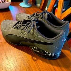 Mens Puma Sneakers 10.5